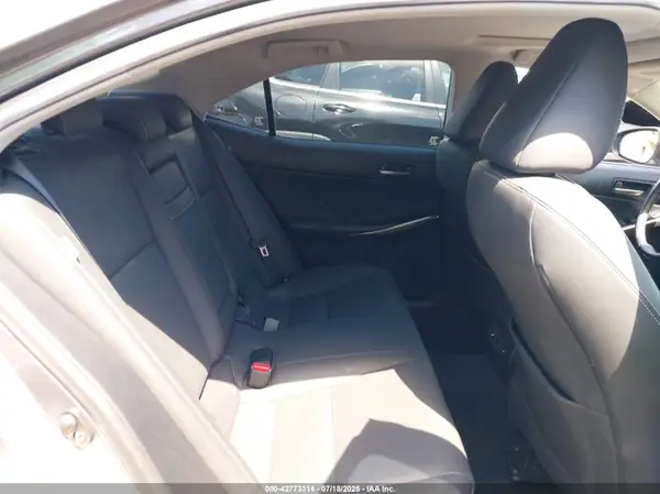 JTHBA1D29H5039108 2017 LEXUS IS - Image 8