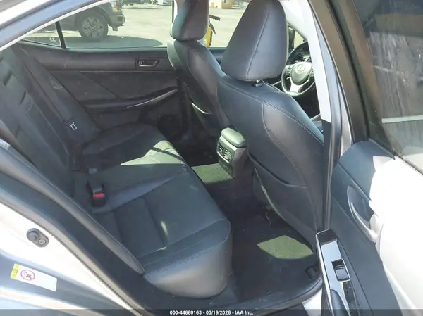 JTHBA1D29H5044633 2017 LEXUS IS - Image 8