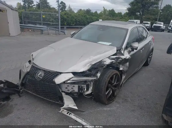JTHBA1D29H5045068 2017 LEXUS IS - Image 2