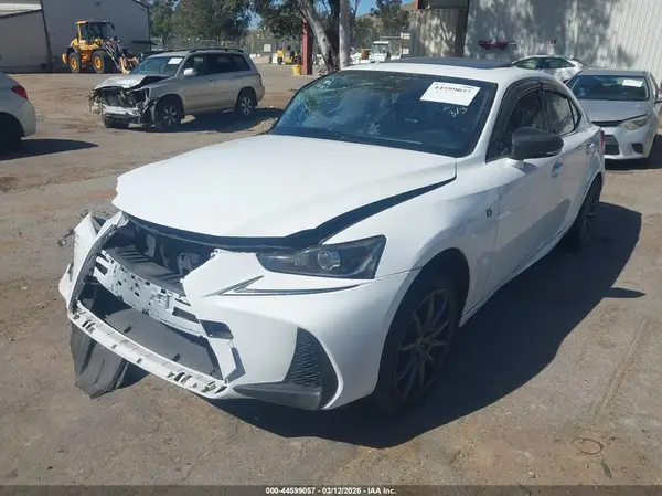 JTHBA1D29H5051369 2017 LEXUS IS - Image 2
