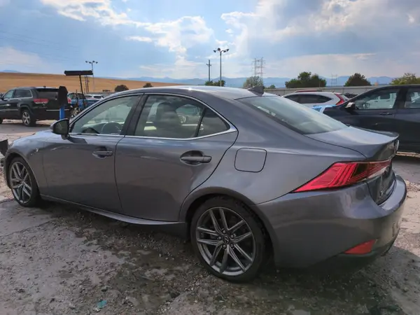 JTHBA1D29H5052831 2017 LEXUS IS - Image 2