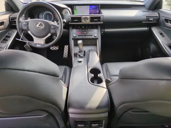 JTHBA1D29H5052831 2017 LEXUS IS - Image 8