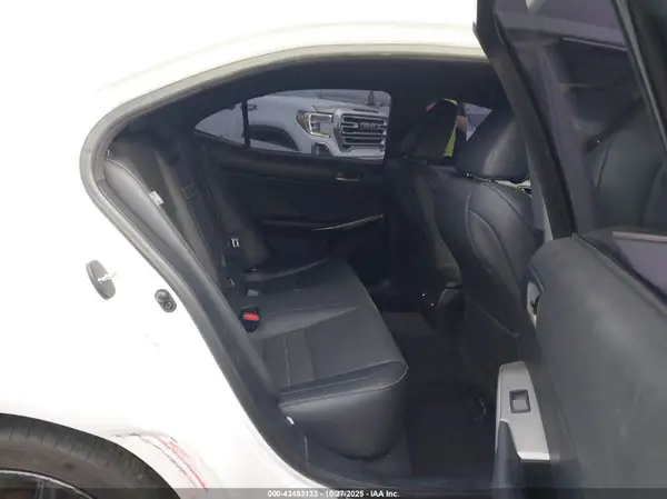 JTHBA1D29H5058662 2017 LEXUS IS - Image 8