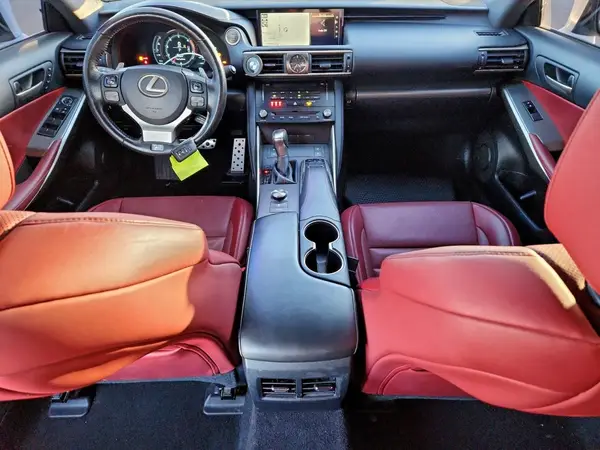 JTHBA1D29J5066573 2018 LEXUS IS - Image 8