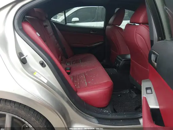 JTHBA1D29J5069070 2018 LEXUS IS - Image 8