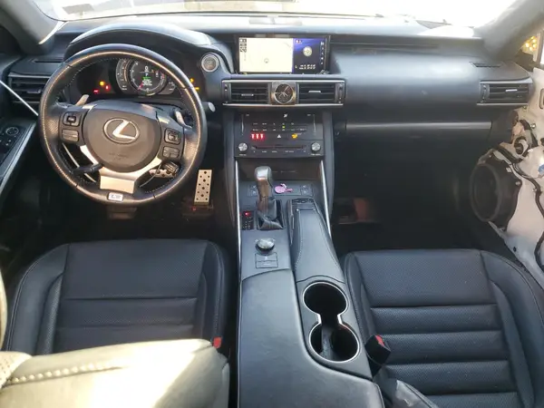 JTHBA1D29J5071711 2018 LEXUS IS - Image 8