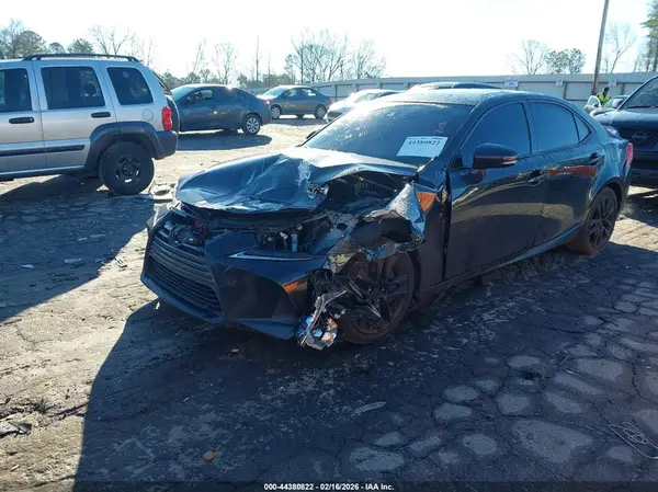 JTHBA1D29J5076293 2018 LEXUS IS - Image 2
