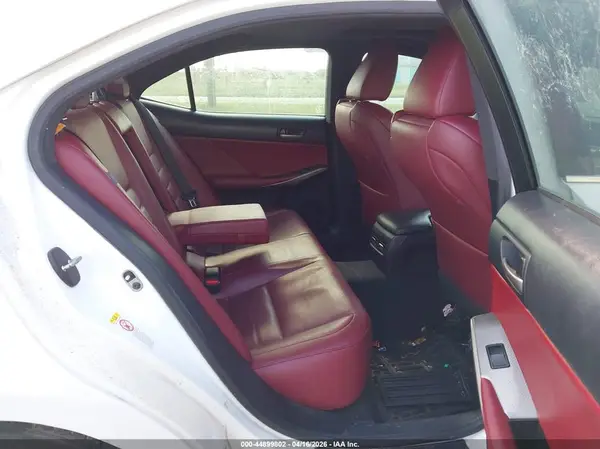 JTHBA1D29J5080361 2018 LEXUS IS - Image 8