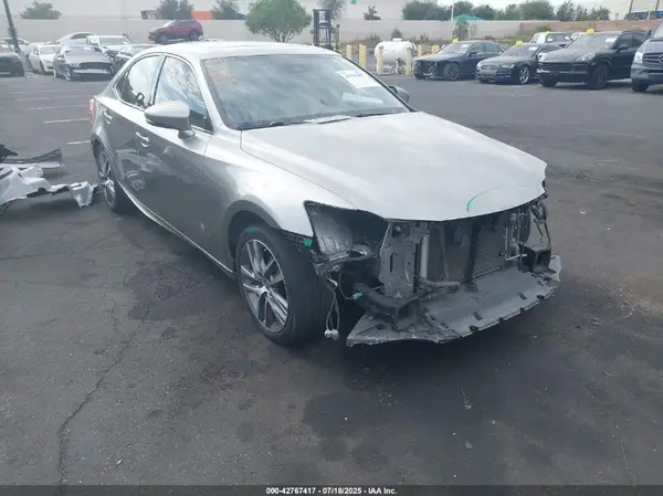 JTHBA1D29J5082742 2018 LEXUS IS - Image 1