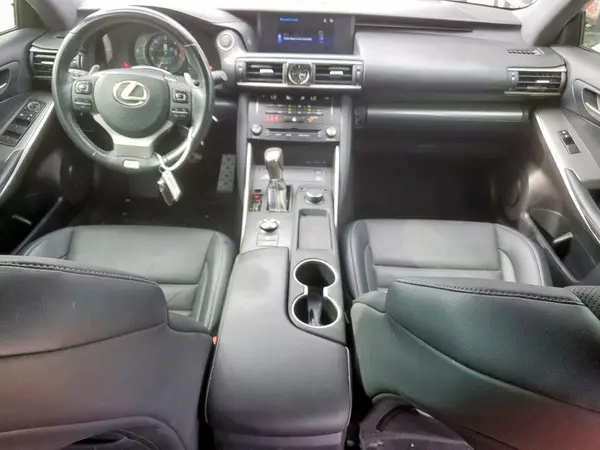 JTHBA1D29J5083339 2018 LEXUS IS - Image 8