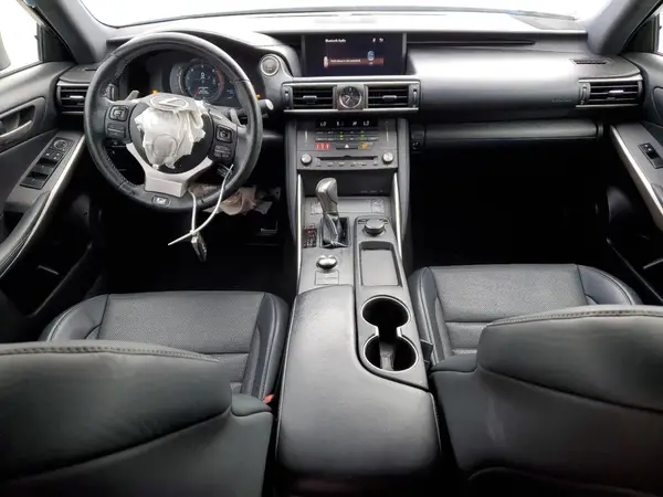 JTHBA1D29K5093189 2019 LEXUS IS - Image 8