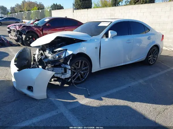 JTHBA1D29K5093337 2019 LEXUS IS - Image 2