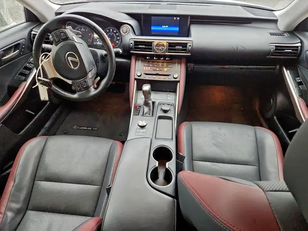 JTHBA1D29K5093614 2019 LEXUS IS - Image 8