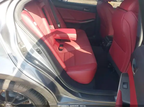 JTHBA1D29K5099655 2019 LEXUS IS - Image 8