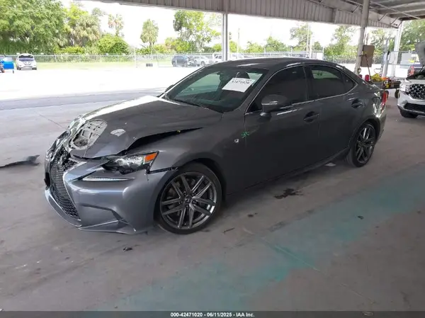 JTHBA1D2XG5007332 2016 LEXUS IS - Image 2