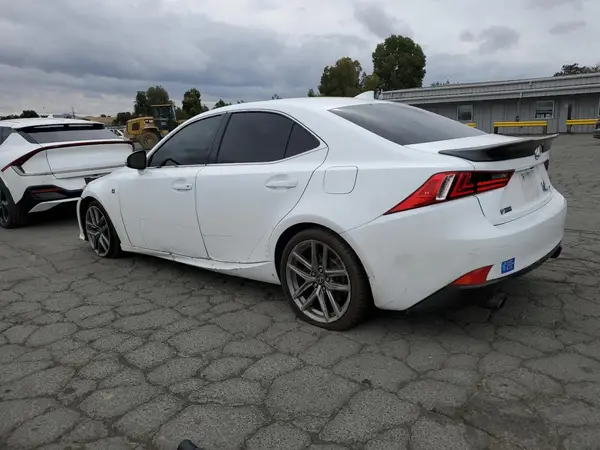JTHBA1D2XG5008223 2016 LEXUS IS - Image 2