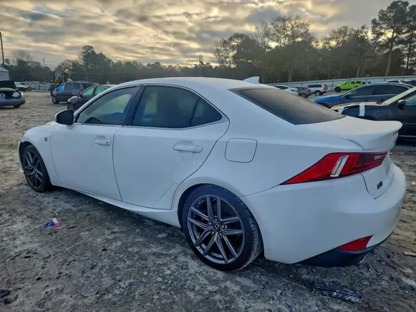 JTHBA1D2XG5015611 2016 LEXUS IS - Image 2