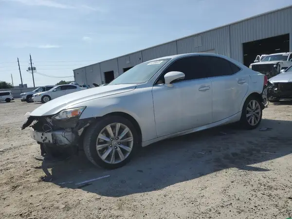 JTHBA1D2XG5015902 2016 LEXUS IS - Image 1