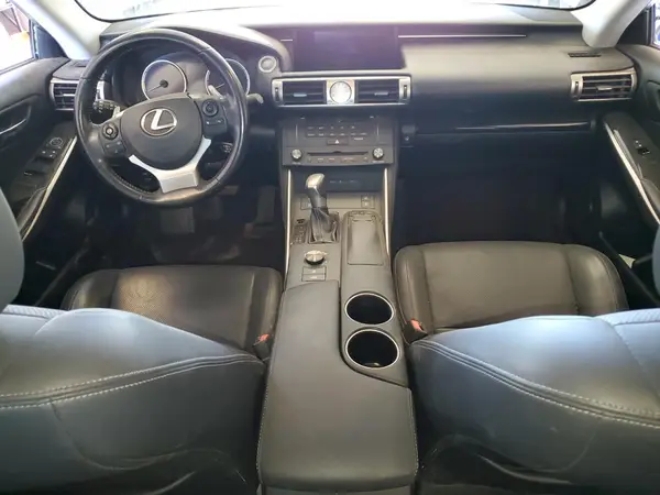 JTHBA1D2XG5017584 2016 LEXUS IS - Image 8