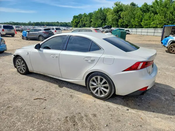 JTHBA1D2XG5018590 2016 LEXUS IS - Image 2