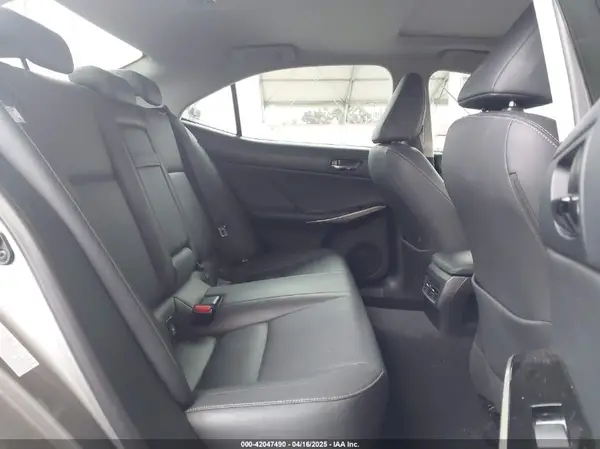 JTHBA1D2XG5027645 2016 LEXUS IS - Image 8