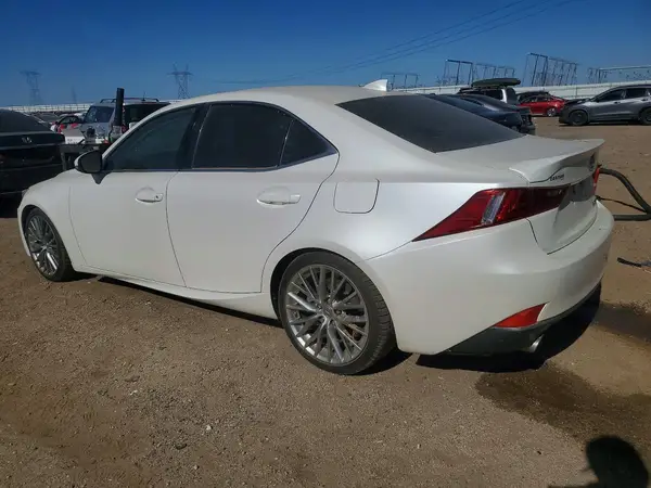 JTHBA1D2XG5030514 2016 LEXUS IS - Image 2