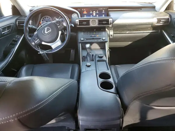 JTHBA1D2XG5030710 2016 LEXUS IS - Image 8
