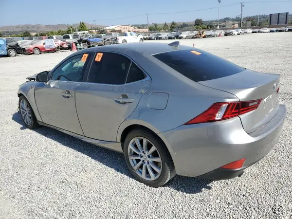JTHBA1D2XG5031002 2016 LEXUS IS - Image 2