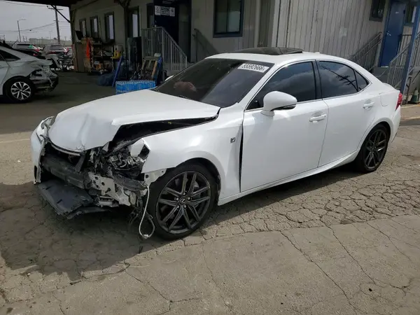 JTHBA1D2XG5032022 2016 LEXUS IS - Image 1