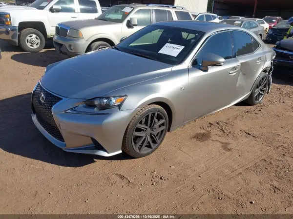 JTHBA1D2XG5032635 2016 LEXUS IS - Image 2