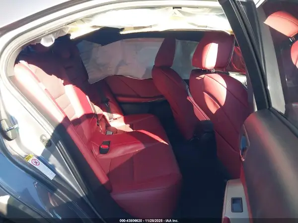 JTHBA1D2XG5034286 2016 LEXUS IS - Image 8