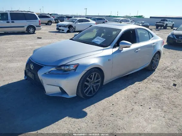 JTHBA1D2XG5034899 2016 LEXUS IS - Image 2