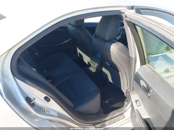 JTHBA1D2XG5034899 2016 LEXUS IS - Image 8