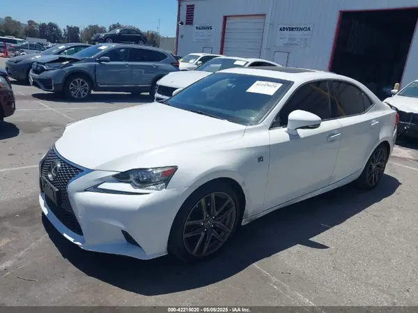 JTHBA1D2XG5035051 2016 LEXUS IS - Image 2