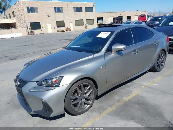 JTHBA1D2XH5039733 2017 LEXUS IS - Image 2