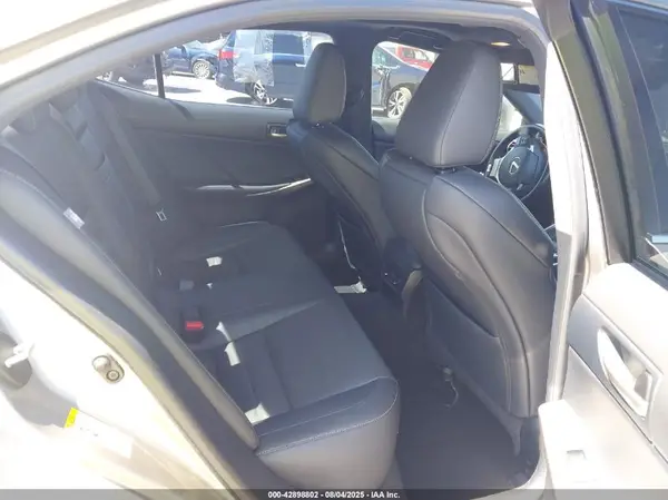 JTHBA1D2XH5039733 2017 LEXUS IS - Image 8
