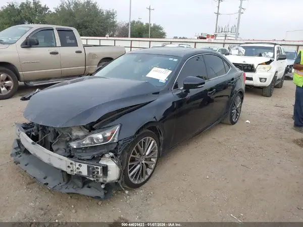 JTHBA1D2XH5044009 2017 LEXUS IS - Image 2