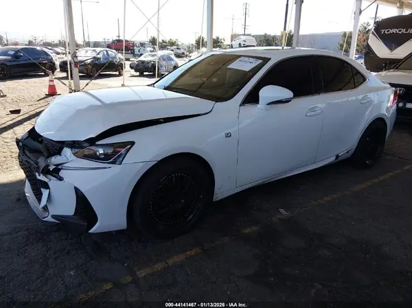 JTHBA1D2XH5045368 2017 LEXUS IS - Image 2