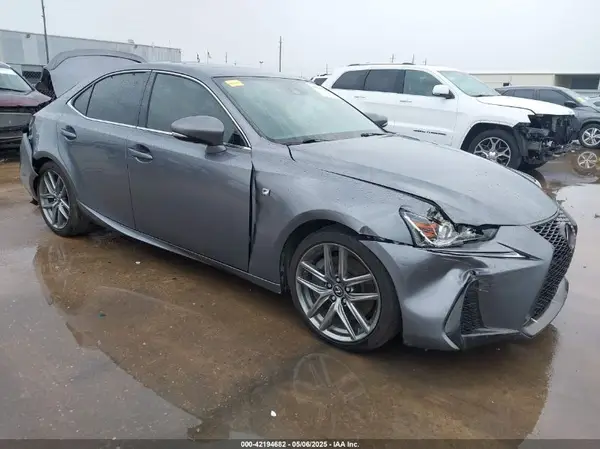 JTHBA1D2XH5048870 2017 LEXUS IS - Image 1