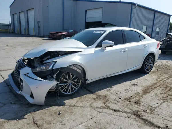 JTHBA1D2XH5051817 2017 LEXUS IS - Image 1