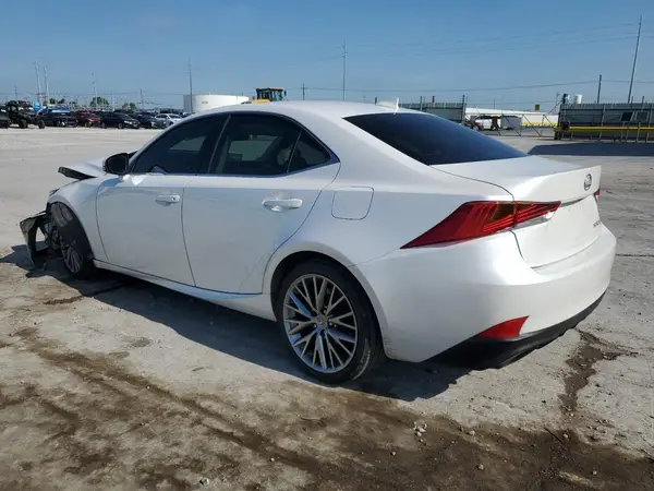 JTHBA1D2XH5051817 2017 LEXUS IS - Image 2