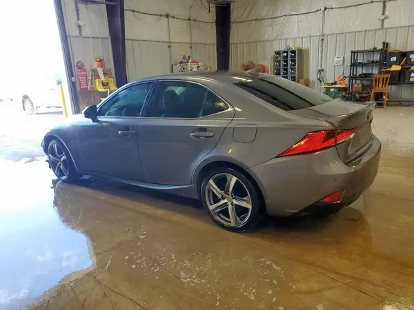 JTHBA1D2XH5054555 2017 LEXUS IS - Image 2