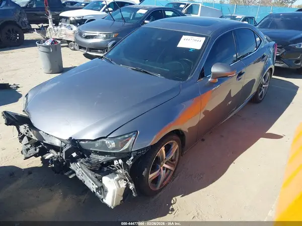 JTHBA1D2XH5057469 2017 LEXUS IS - Image 2