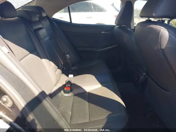 JTHBA1D2XH5058668 2017 LEXUS IS - Image 8