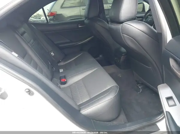 JTHBA1D2XH5060453 2017 LEXUS IS - Image 8