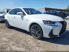 JTHBA1D2XJ5068008 2018 LEXUS IS