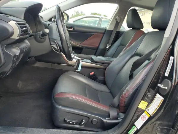 2018 LEXUS IS auction photo 7