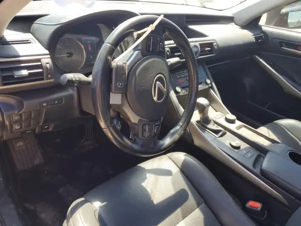 JTHBA1D2XJ5070759 2018 LEXUS IS - Image 8