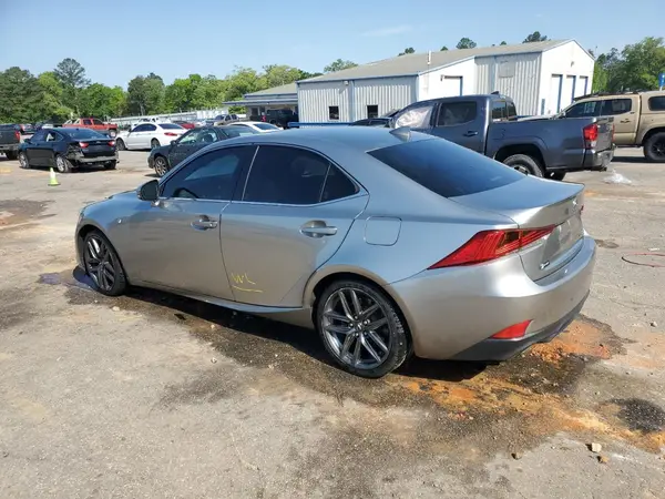 JTHBA1D2XJ5075055 2018 LEXUS IS - Image 2