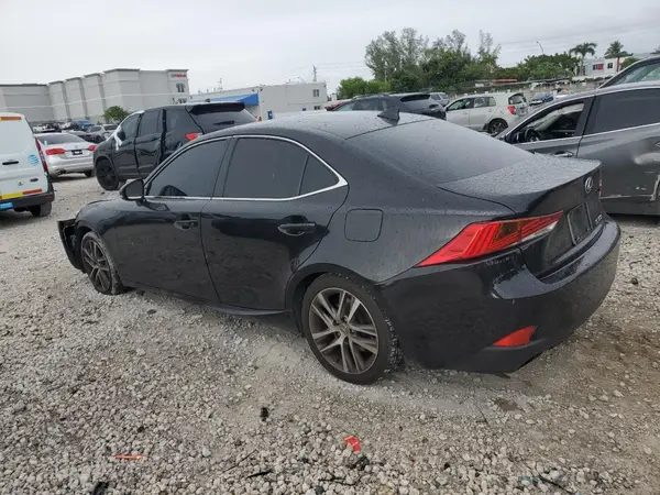 JTHBA1D2XJ5076545 2018 LEXUS IS - Image 2